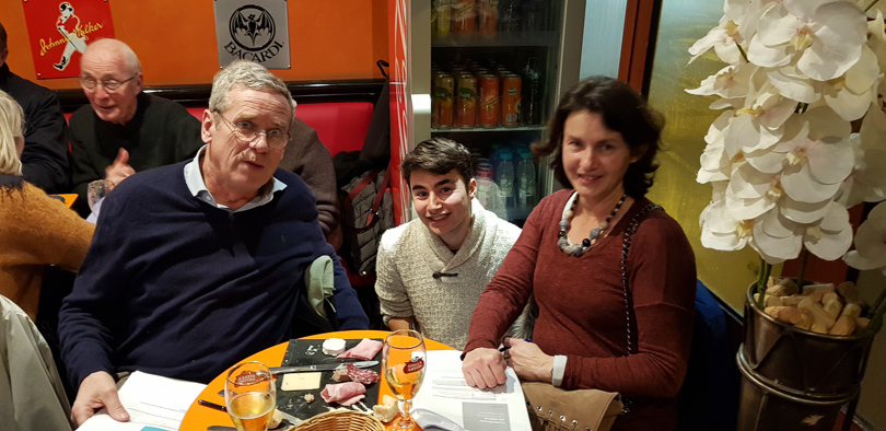 Ambiance de la soirée grand débat national saint-cloud au petit bar : image 5 Ambiance de la soirée grand débat national saint-cloud au petit bar : image 5