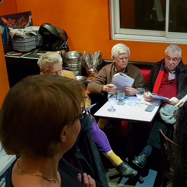 Ambiance de la soirée grand débat national saint-cloud au petit bar : image 6 Ambiance de la soirée grand débat national saint-cloud au petit bar : image 6